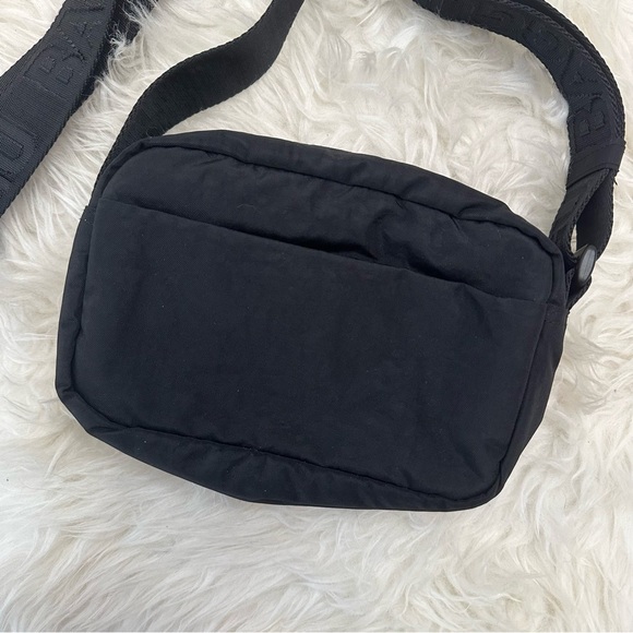 Like New Baggu Camera Bag - Retired Style! - Picture 2 of 6